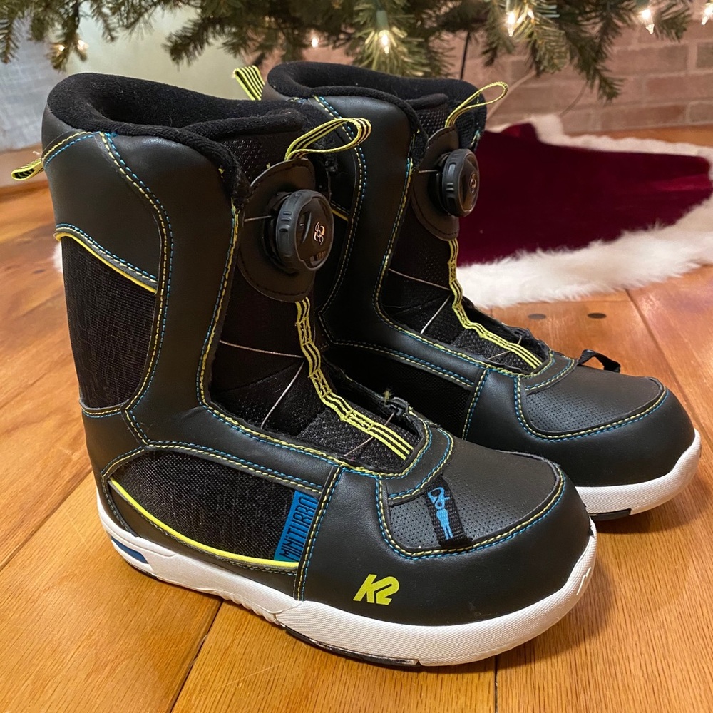 K2 Mini Turbo unisex Youth Snowboard Boots size 4